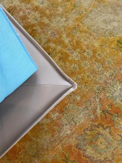 Letto imbottito con giroletto Letto