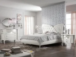 Letto imbottito con giroletto Letto cristallo Artigianale a prezzo ribassato