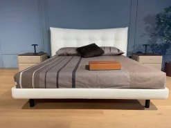 Letto imbottito modello Aurora tre: richiedi ora il prezzo riservato