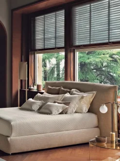 Letto imbottito modello Amal: contatta il venditore per scoprire il prezzo