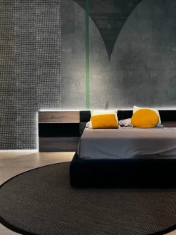 Letto imbottito modello Letto space di Novamobili scontato 30%