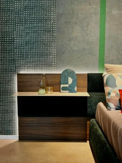 Letto imbottito modello Letto space di Novamobili scontato 30%