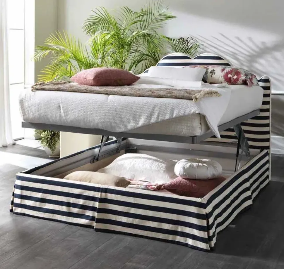 Letto imbottito modello Letto luxury doppio contenitore di Md work scontato 50%