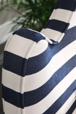 Letto imbottito modello Letto luxury doppio contenitore di Md work scontato 50%