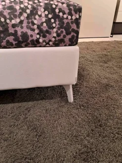 Letto imbottito modello Letto modello plio con contenitore di Oggioni scontato 30%