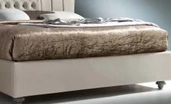 Letto imbottito modello Letto veneziano luxury italia pelle  di Md work scontato 45%