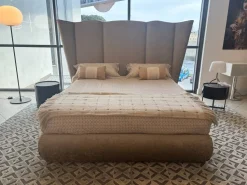 Letto imbottito modello Opera sipario round: richiedi ora il prezzo riservato