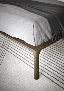 Letto imbottito modello Park di Novamobili scontato 34%