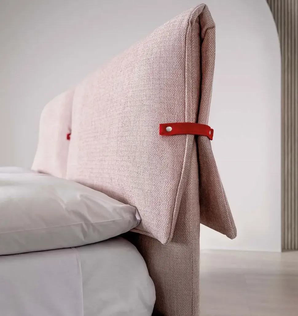 Letto imbottito modello Primrose * di Le comfort scontato 35%