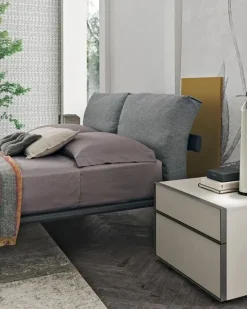 Letto imbottito modello Piuma di Tomasella scontato 31%