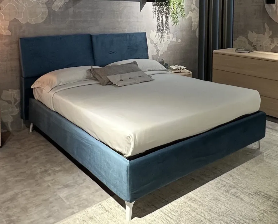 Letto imbottito modello Set di Tomasella scontato 30%