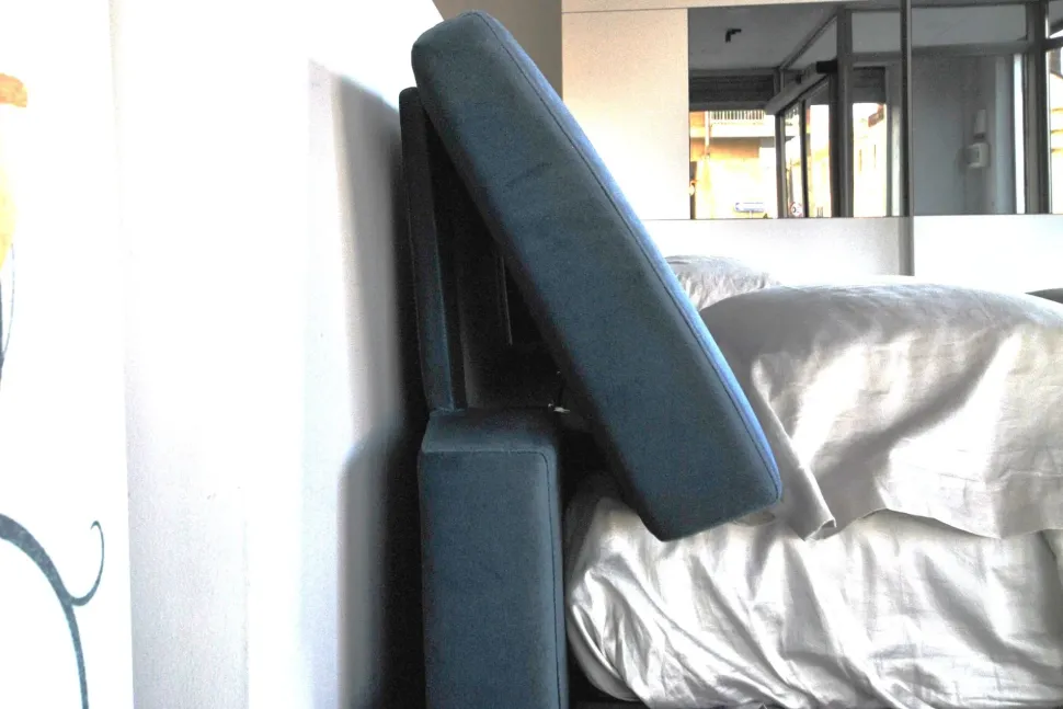 Letto imbottito modello Set di Tomasella scontato 30%