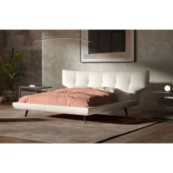 Letto imbottito modello Thomas di Cattelan italia scontato 30%