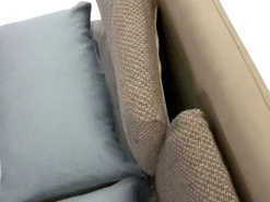 Letto imbottito modello Taylor outlet di Diotti.com scontato 39%