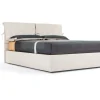 Letto imbottito modello Victoria di Collezione esclusiva scontato 45%