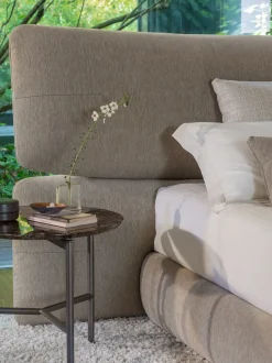 Letto imbottito modello Yuna: contatta il venditore per scoprire il prezzo