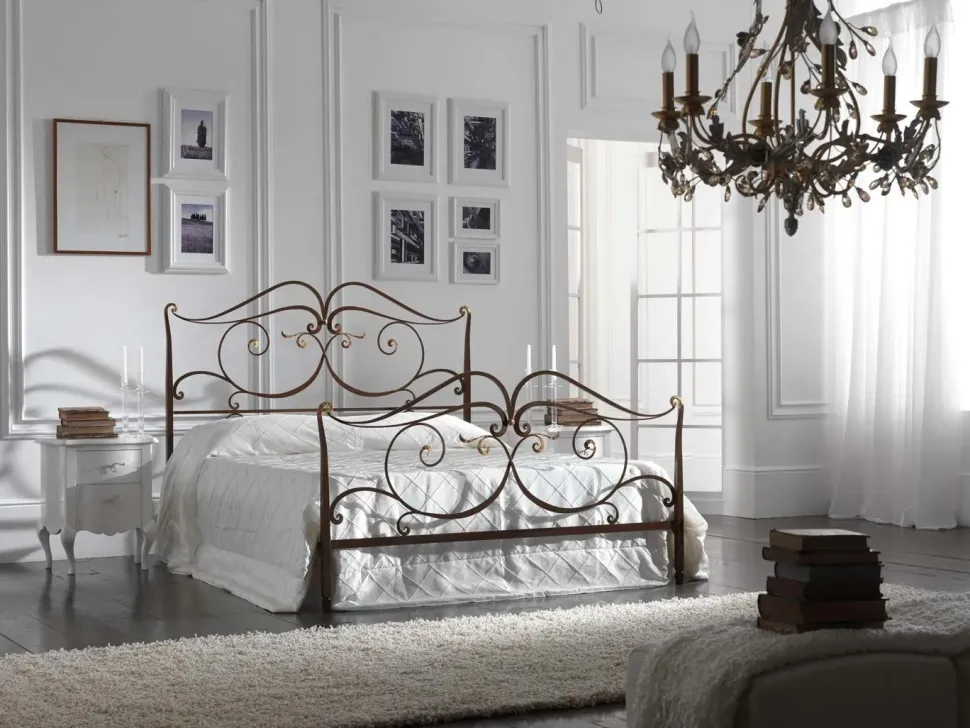 Letto in ferro battuto con giroletto David * Florentia bed a prezzo scontato