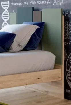 Letto in legno con gambe Mix Zg mobili a prezzo scontato