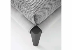 Letto in legno con gambe Spillo Pianca a prezzo scontato