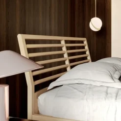 Letto in legno con giroletto Letto moderno ginevra Mottes selection a prezzo scontato