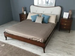 Letto in legno con piedini Letto le fablier mimose mod. nuvola tinta classica ed ecopelle bianca Le fablier a prezzo scontato