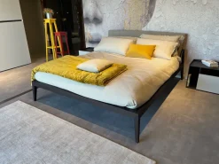 Letto in legno modello Theo di Lema scontato 30%