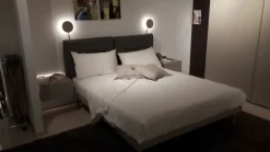 LETTO Letto bishape con 2 testiere rettangolari e lampade led Caccaro a PREZZI OUTLET