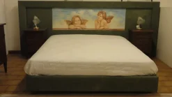 Letto matrimoniale con affresco dipinto a mano scontato del -60%