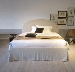 Letto matrimoniale con contenitore Bold Gervasoni a prezzo ribassato