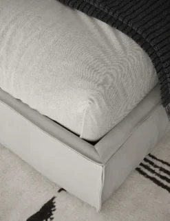 Letto matrimoniale con contenitore Letto mod.sand di giessegi con contenitore scontato del 30% Giessegi a prezzo ribassato