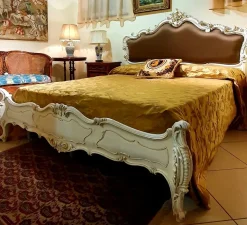Letto matrimoniale con giroletto Letto matrimoniale in massello di noce laccato bianco Collezione esclusiva a prezzo ribassato