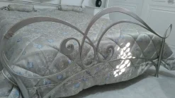 Letto matrimoniale con giroletto Venaria Artigianale a prezzo scontato