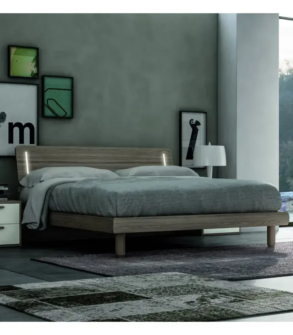 Letto matrimoniale con giroletto Vela Santalucia a prezzo ribassato