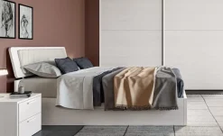 Letto matrimoniale con giroletto Vela Santalucia a prezzo ribassato