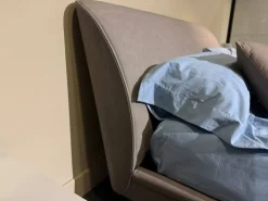 Letto matrimoniale con giroletto Prestige a prezzo riservato