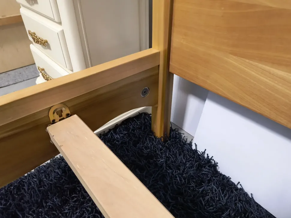 Letto matrimoniale con giroletto I solisti Mobilificio bellutti a prezzo scontato