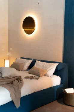 Letto matrimoniale con giroletto Bamboletto B&b italia a prezzo scontato