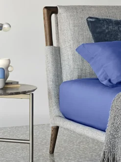 Letto matrimoniale con piedini Gaudì a prezzo riservato