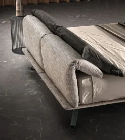 Letto matrimoniale con piedini Just * Samoa a prezzo ribassato