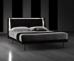 Letto matrimoniale con piedini Illumina a prezzo riservato
