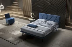 Letto matrimoniale con piedini Chiara con rete di struttura a prezzo riservato