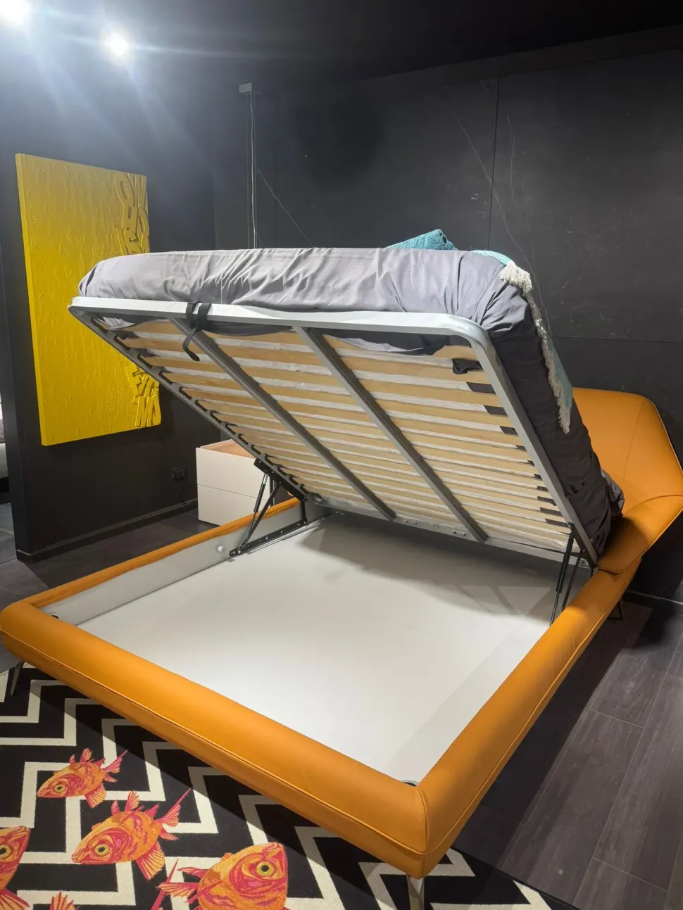 Letto matrimoniale design Origami Novaluna a prezzo scontato