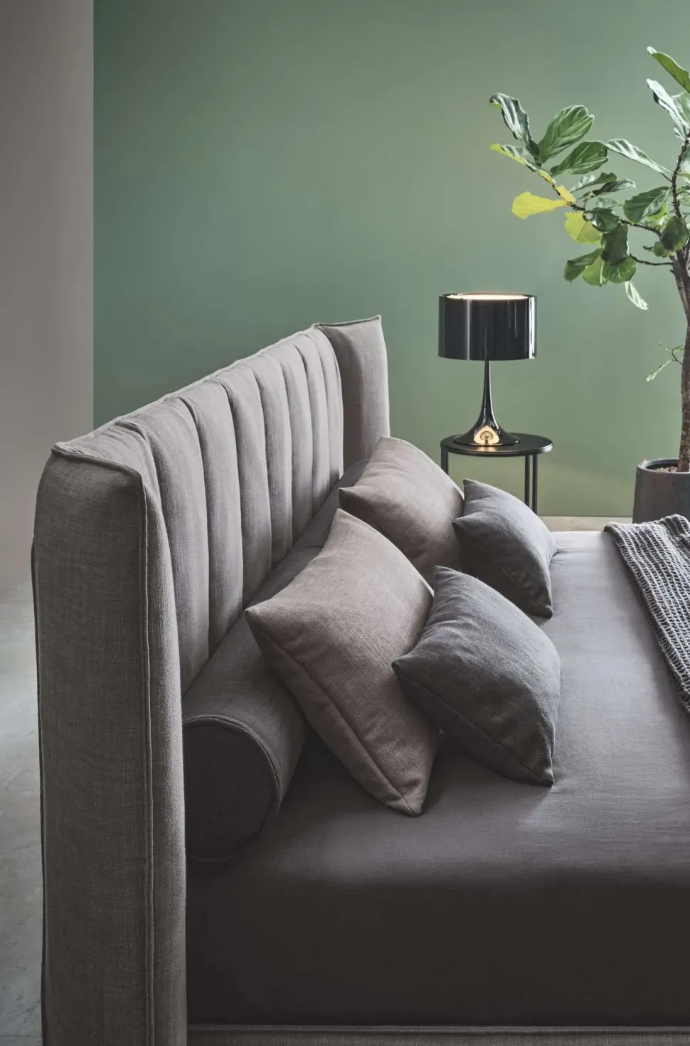 Letto matrimoniale design Opera Twils a prezzo scontato