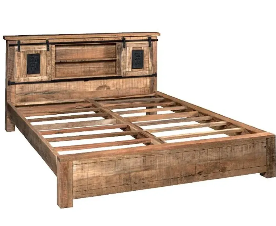 Letto matrimoniale design Industrial Outlet etnico a prezzo scontato