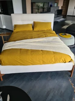 Letto matrimoniale design Verney Altrenotti a prezzo scontato