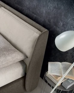 Letto matrimoniale Kevin Felis con uno sconto del 36%