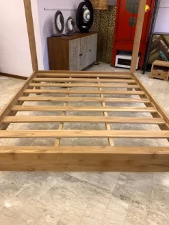 Letto matrimoniale Letto baldacchino in teak massello Outlet etnico con un ribasso IMPERDIBILE