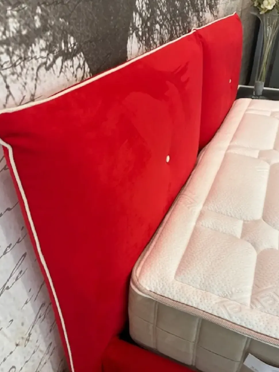 Letto matrimoniale moderno Java Le comfort a prezzo scontato