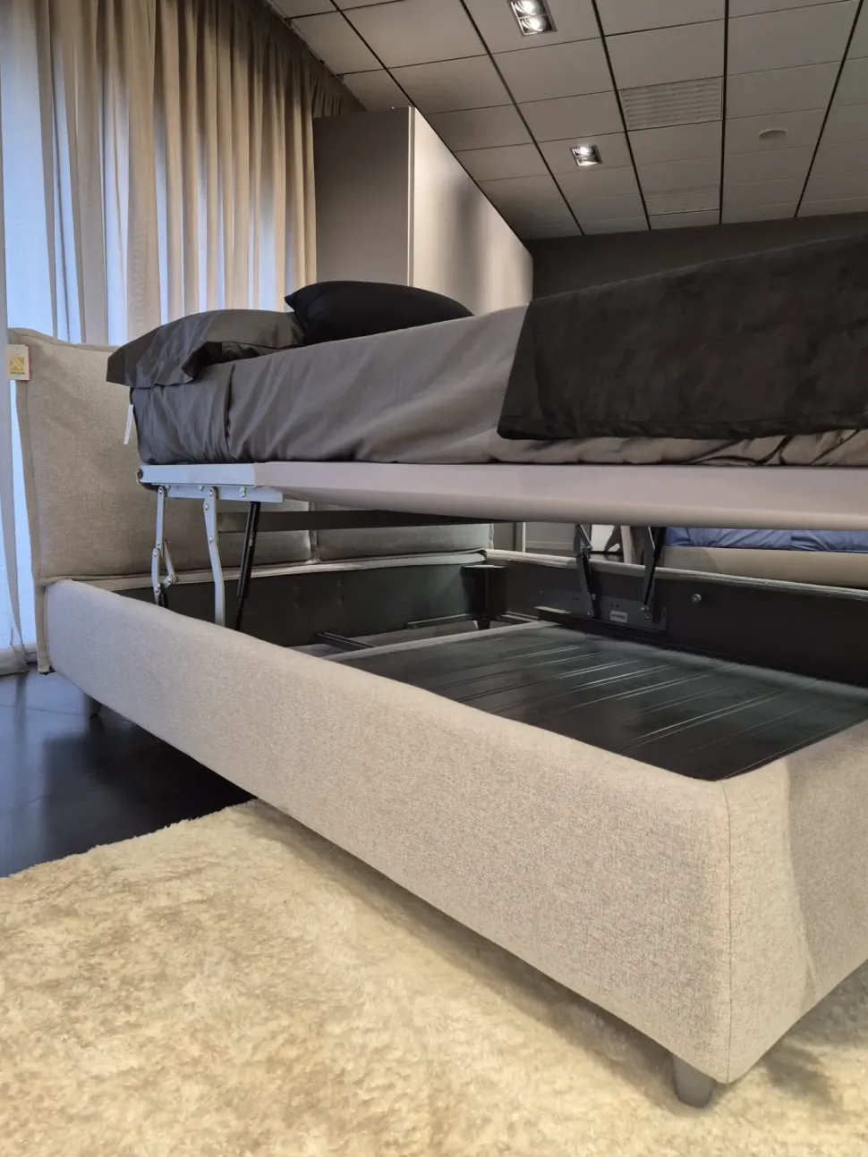 Letto matrimoniale moderno So pop Noctis a prezzo scontato