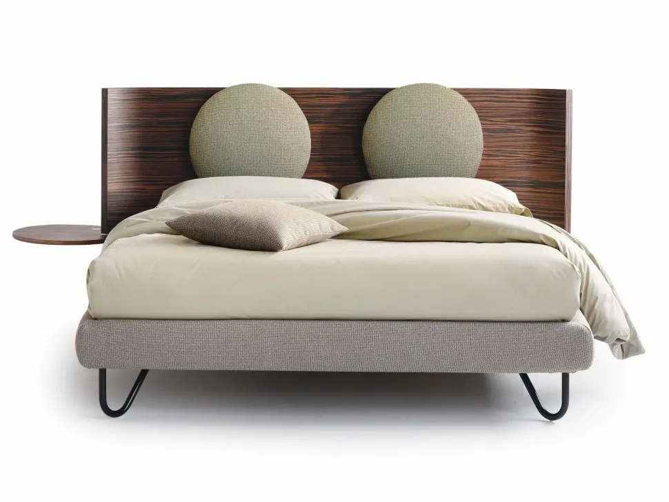 Letto matrimoniale moderno Hug collection Noctis a prezzo ribassato